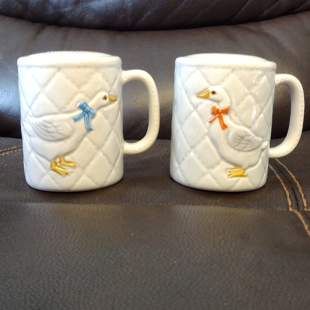 Vintage Otigirl Japan Duck Salt and pepper shakers